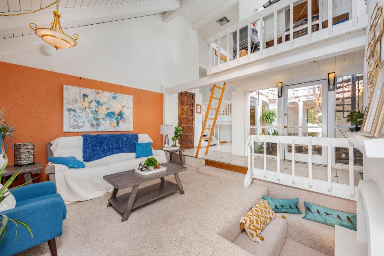 Smart Solution - Individual Private Bed-Pods In Gorgeous Shared Space - Women Only Dorm In Room 5 - Coed House - Full-Sized Mattresses In Individual Pods - With Built-In Private Storage - Gorgeous Shared Room - Affordable Luxury - Sparrow House Phoenix Dış mekan fotoğraf