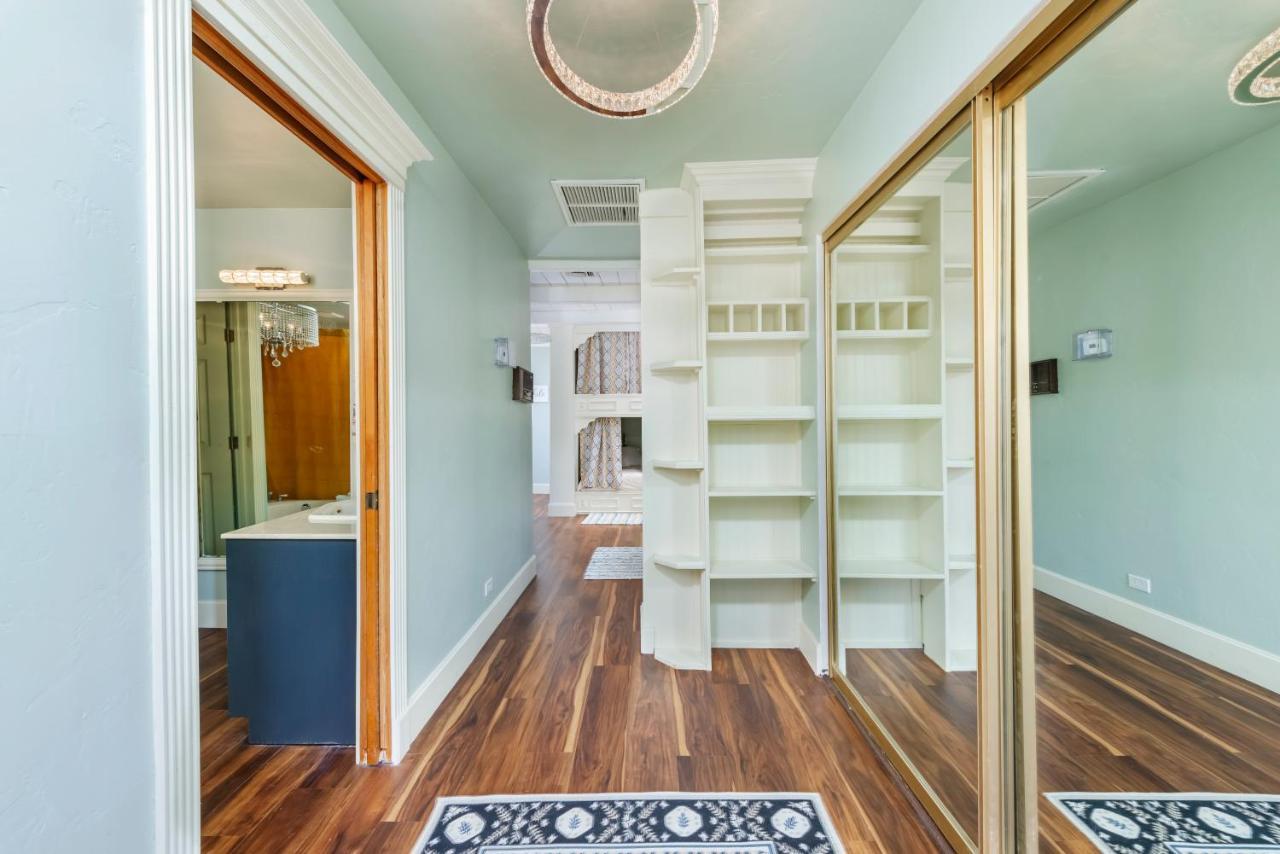 Smart Solution - Individual Private Bed-Pods In Gorgeous Shared Space - Women Only Dorm In Room 5 - Coed House - Full-Sized Mattresses In Individual Pods - With Built-In Private Storage - Gorgeous Shared Room - Affordable Luxury - Sparrow House Phoenix Dış mekan fotoğraf